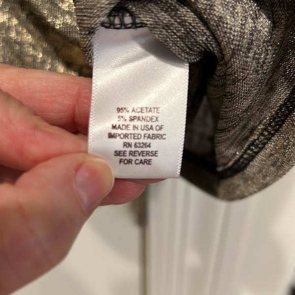 DB Established 1962 Gold and Black Shimmer Ruched Womens V-Neck Wrap Top - Picture 5 of 8